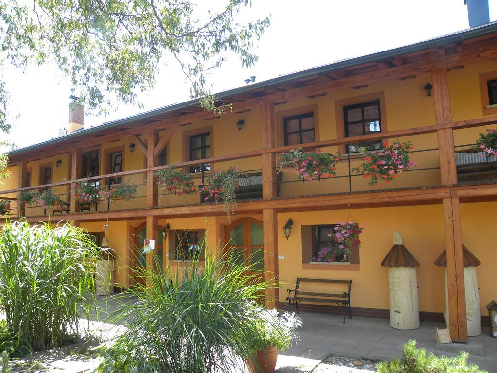 Farma Wenet Villa Broumov Exterior photo